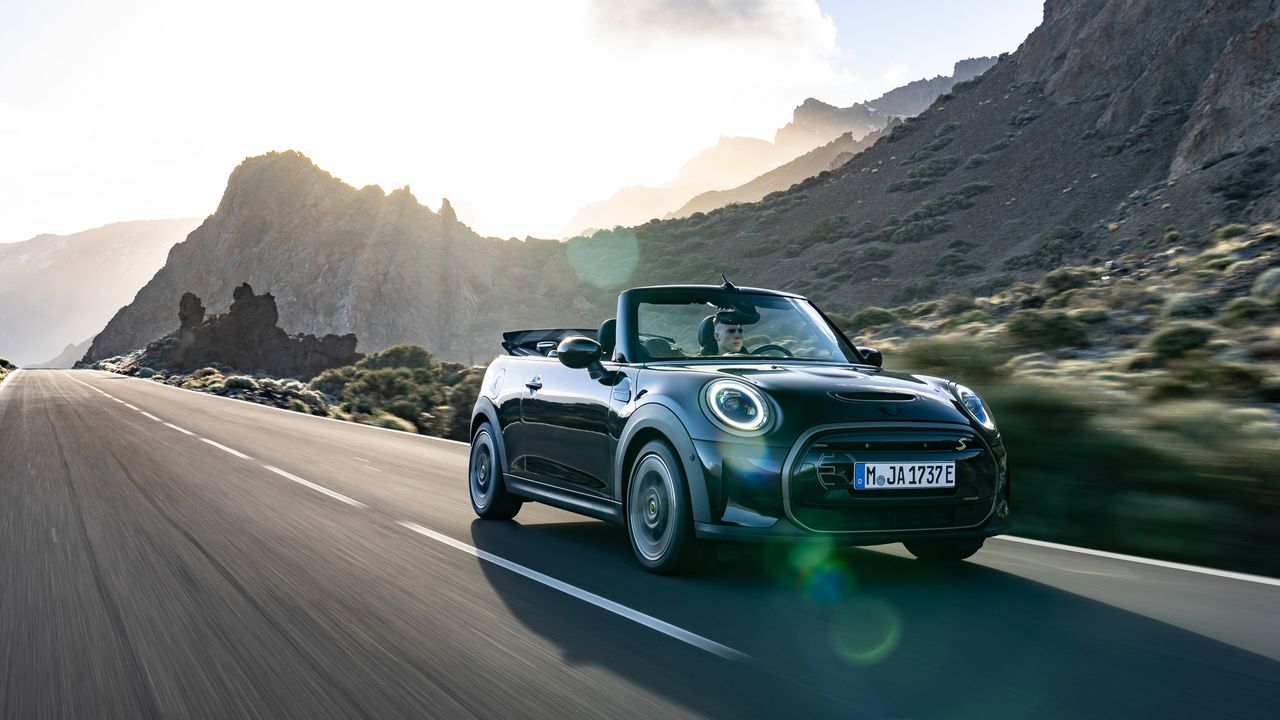 Mini Cooper SE Convertible