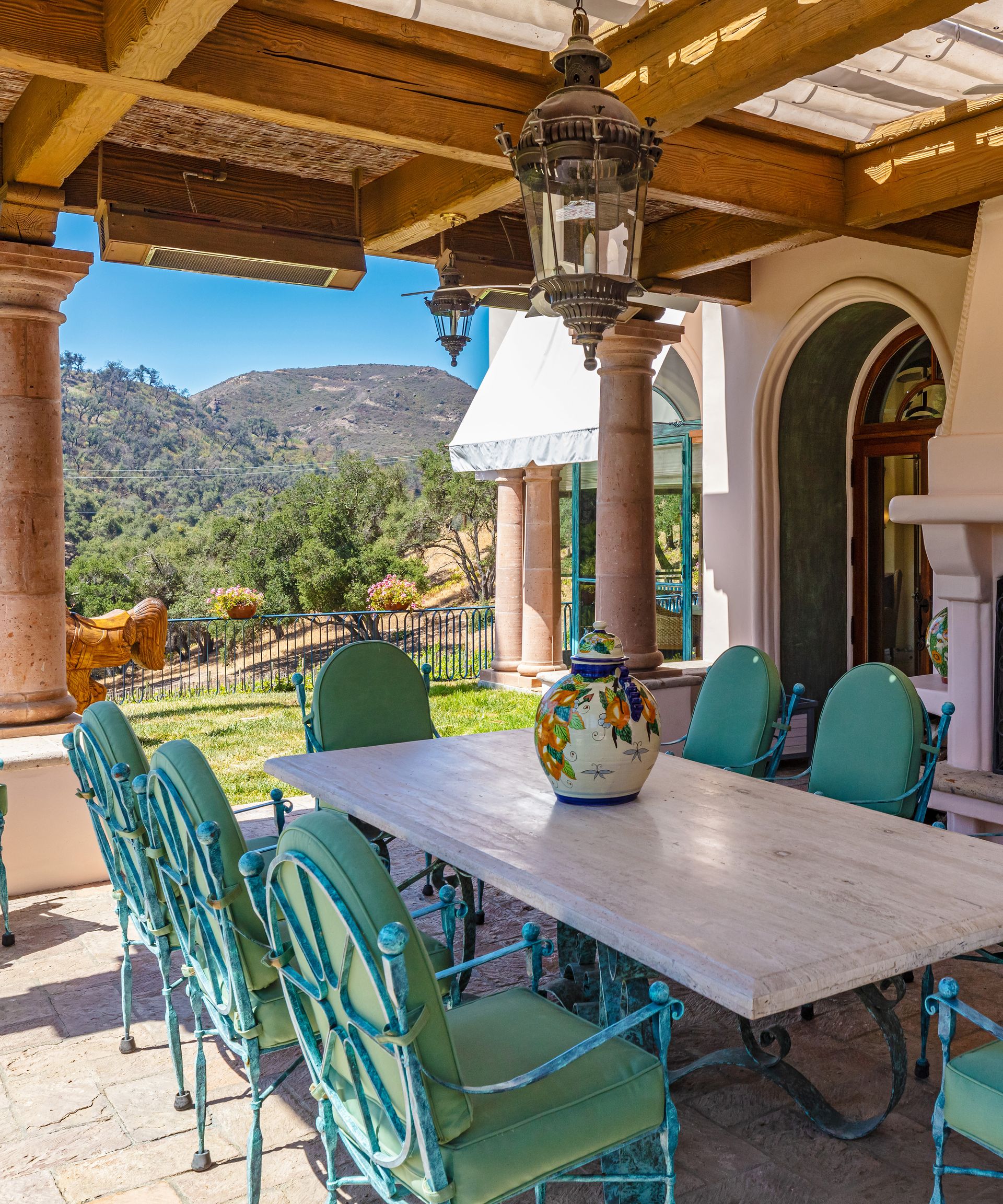 Tour The Rosenthal Estate listed for 38 million Homes & Gardens