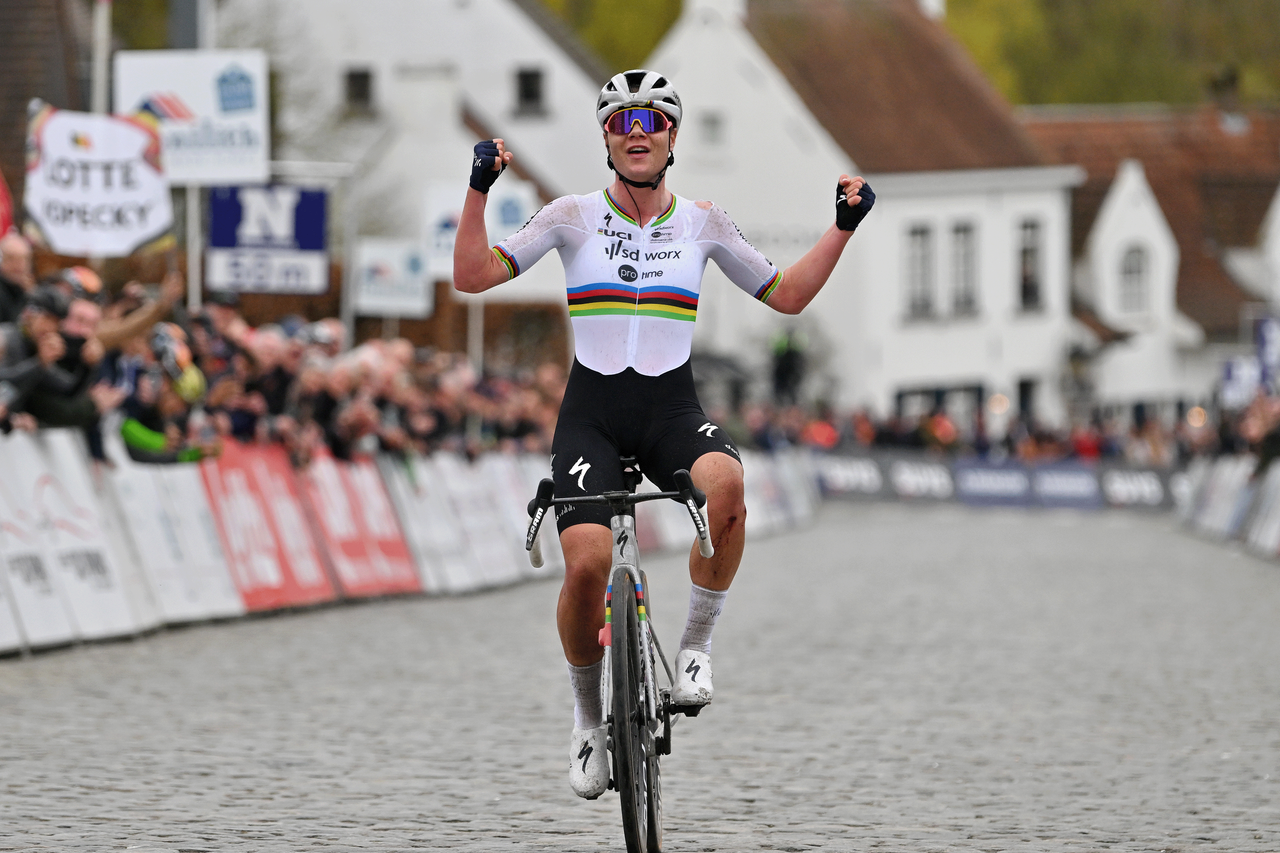 Lotte Kopecky wins Nokere Koerse 2024