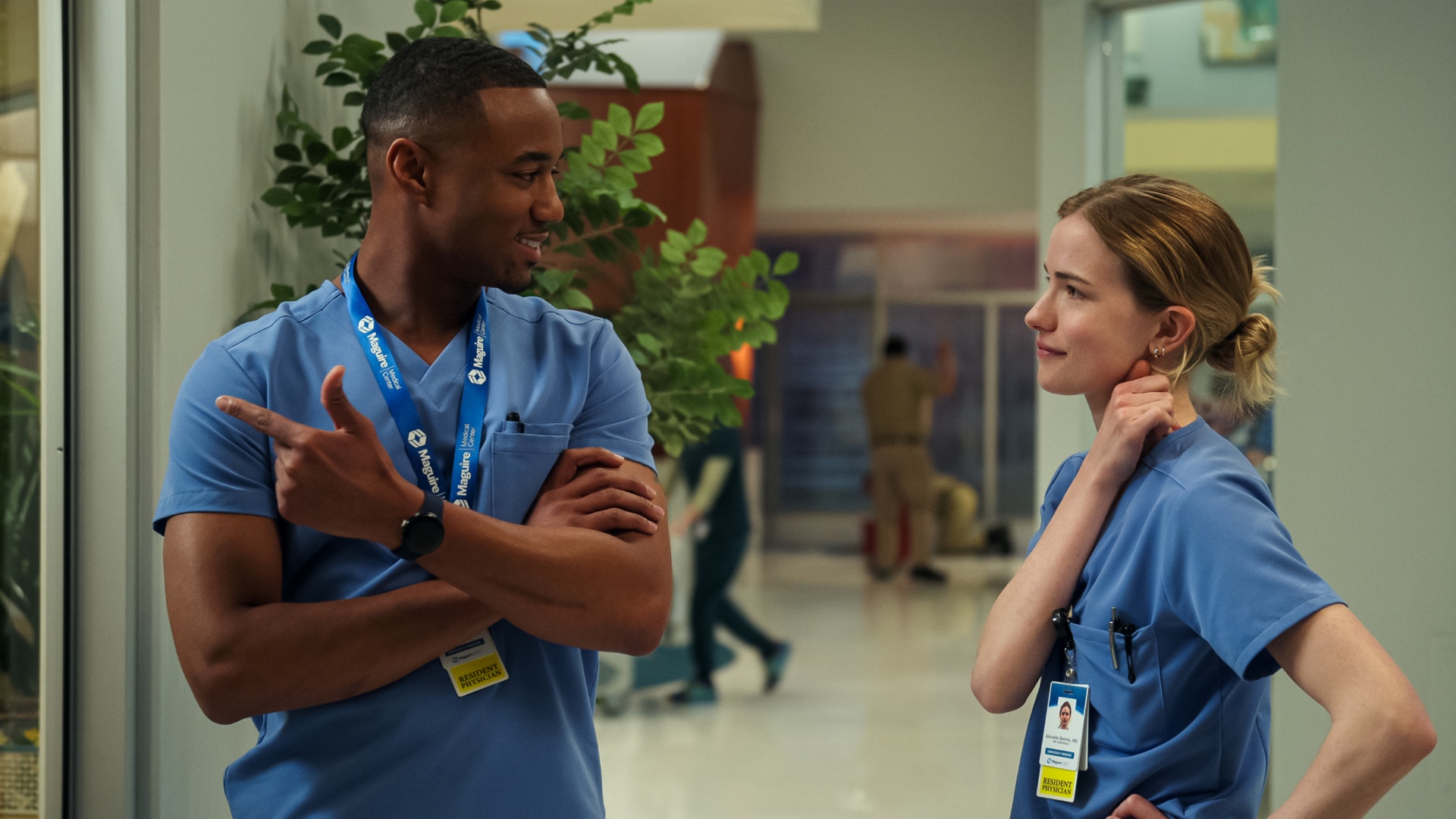 Jessie T. Usher and Willa Fitzgerald in Pulse