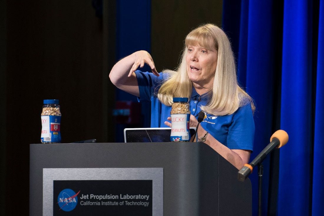 'Grand Finale' at Saturn Begins: Cassini Spacecraft's 1st Ring Dive in ...