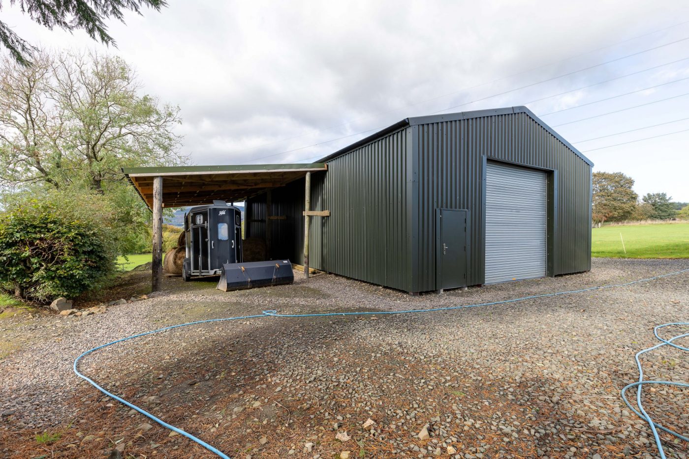 Craigton-Farm-steel-barn-scaled-e1637241395709.jpg