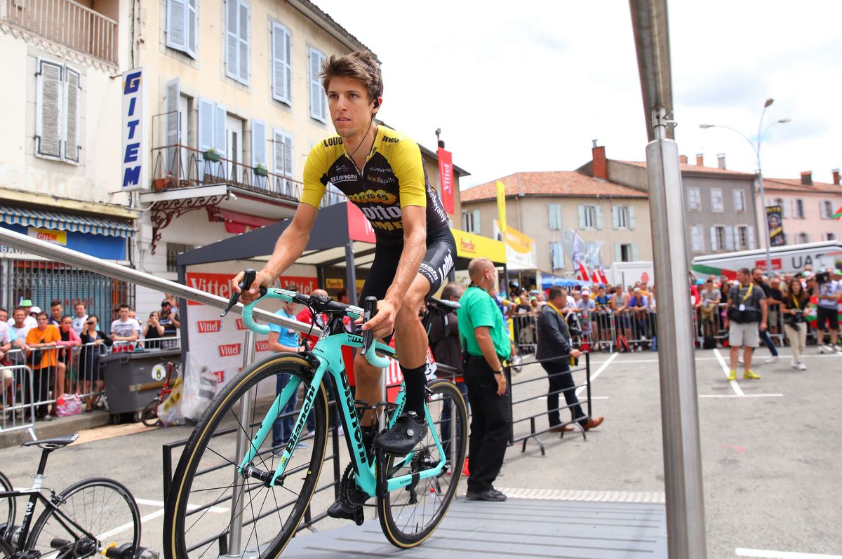 George Bennett (LottoNL-Jumbo) rides to sign on