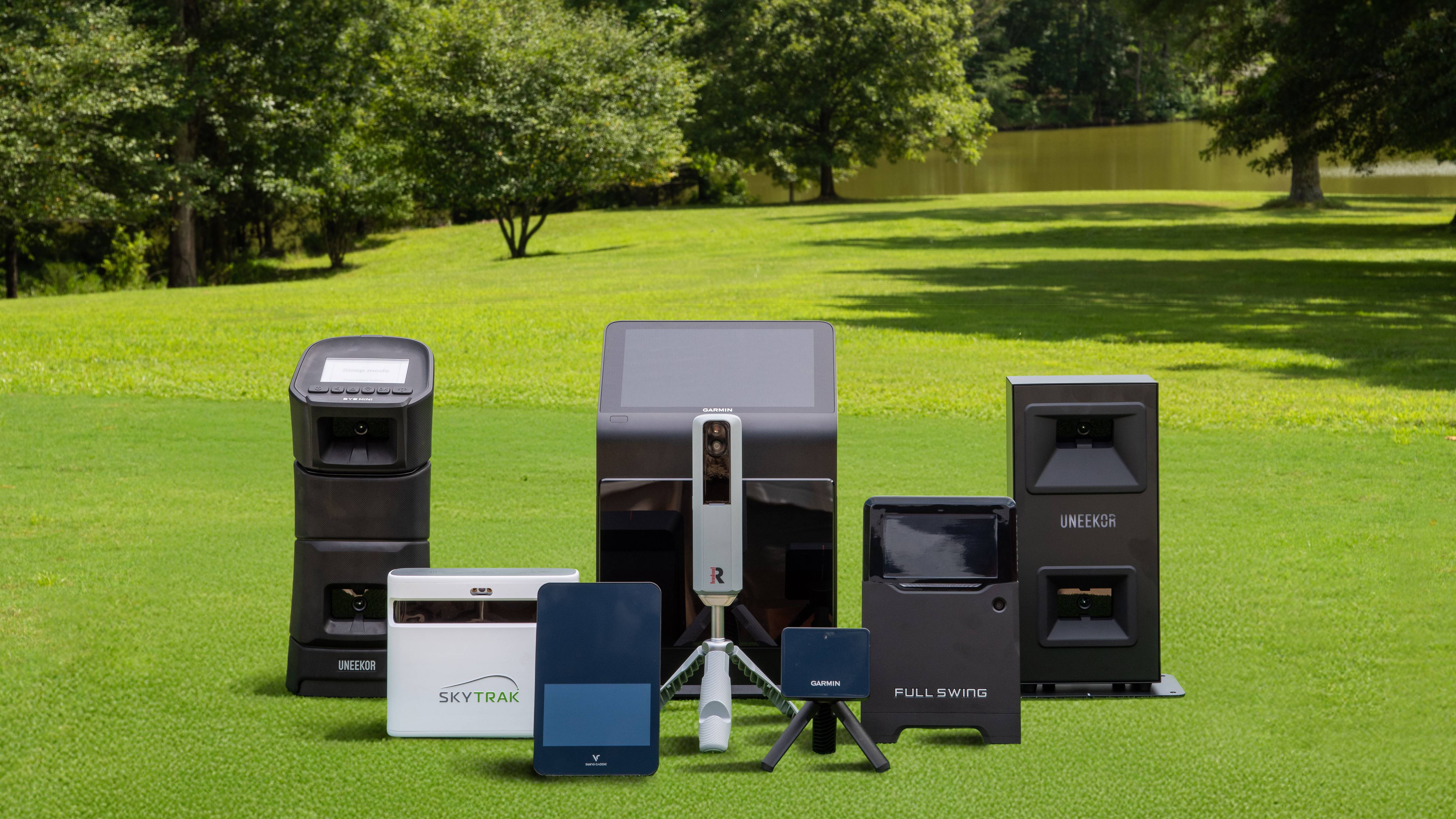 Indoor simulators at PGA TOUR Superstore