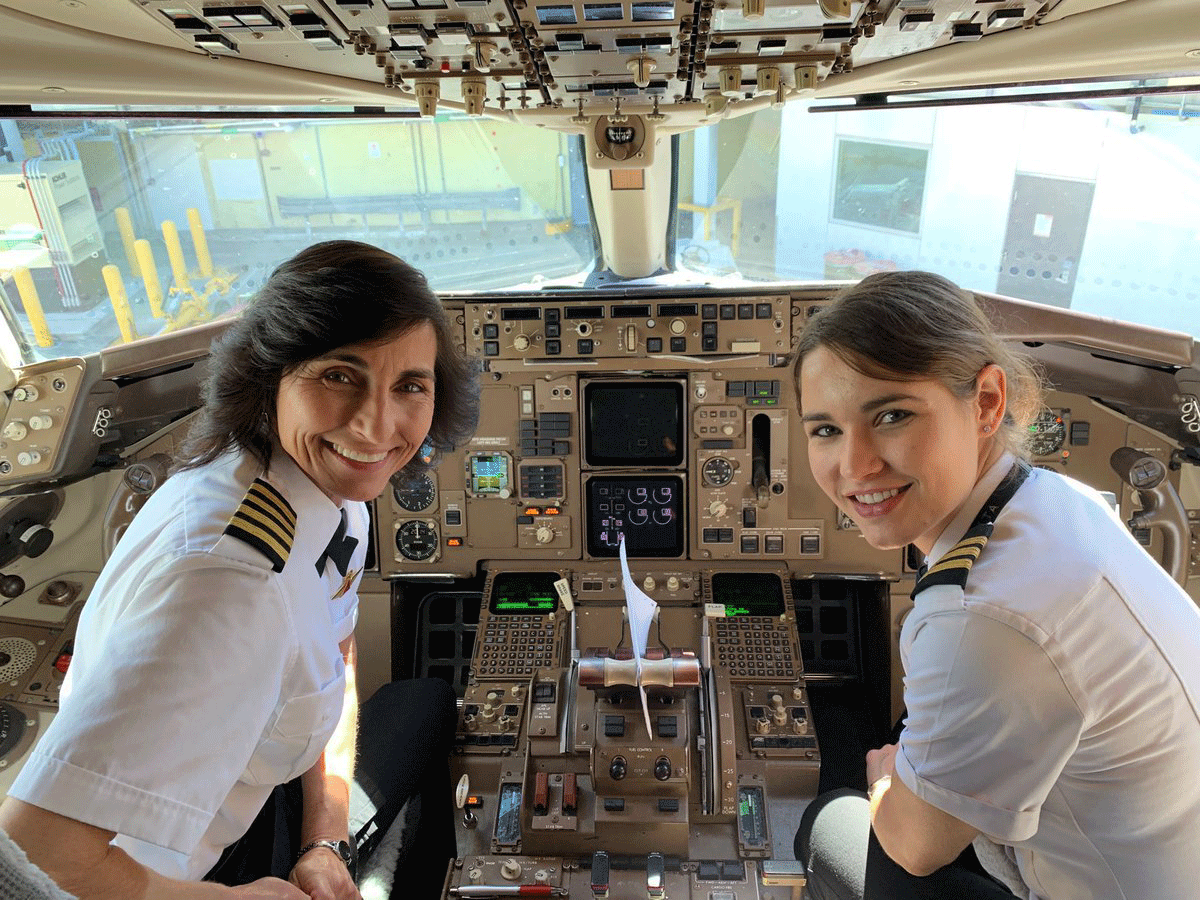 Capt. Wendy Rexon and her daughter, First Officer Kelly Rexon.