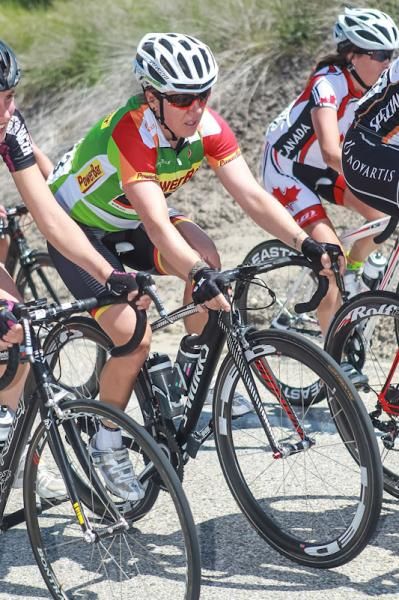 Ina-Yoko Teutenburg (Specialized-Lululemon) held onto the sprint jersey.