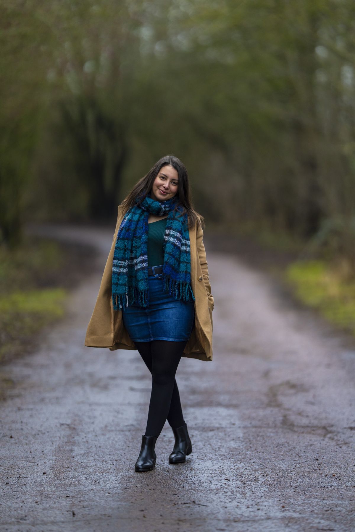Test shots of a female model taken with the Sigma 135mm f/1.4 DG | Art lens on a Sony A7R IV body to show different aperture values