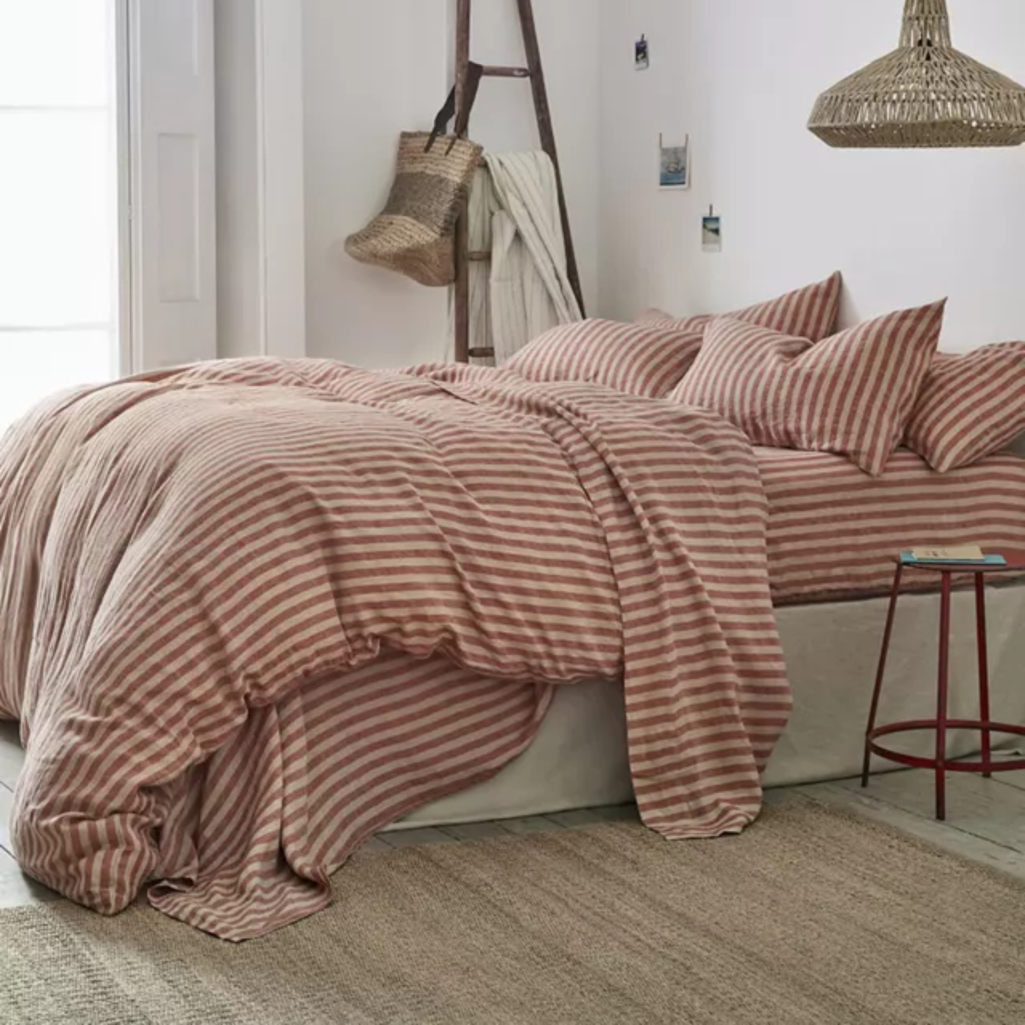 red and sand striped bedding