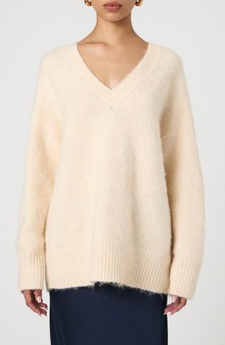 Oversize V-Neck Sweater