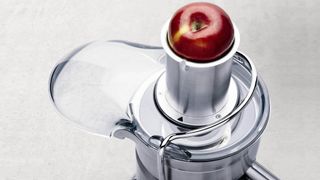 Breville Juice Fountain Elite with apple
