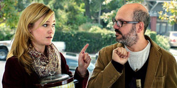 Julia Stiles Tries Out Comedy And Going Her Own Way In It's A Disaster ...