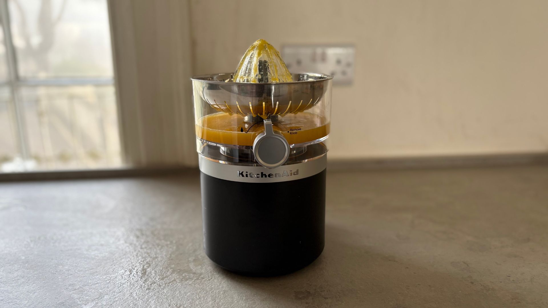 Testing the KitchenAid Go Cordless Citrus Juicer