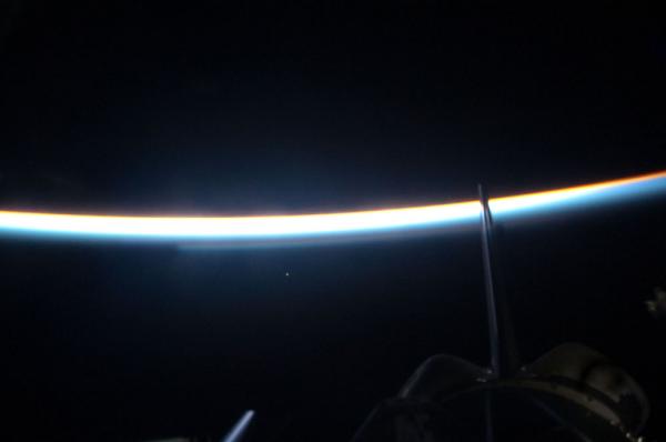 atlantis-atmosphere-110720-02