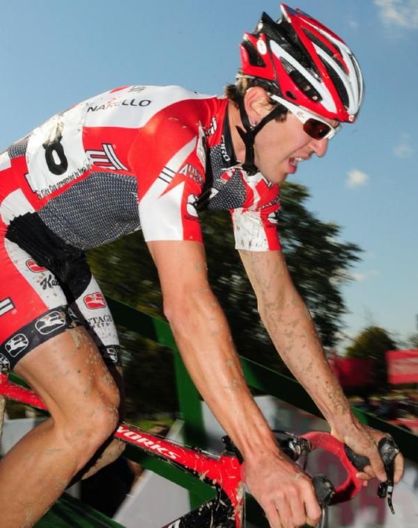 Andy Jacques-Mayne (Bissel Pro Team) descending