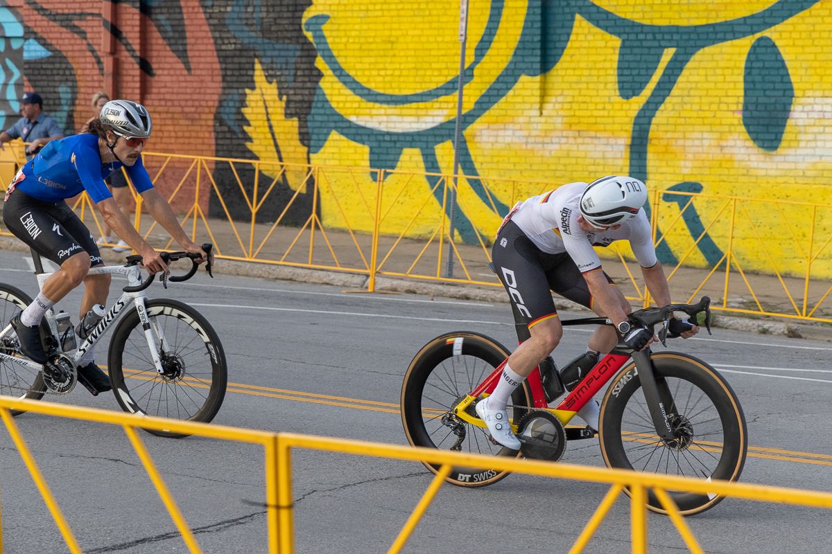 Jonas Schmeiser tries to get Sam Boardman to rotate through and help him establish a break.