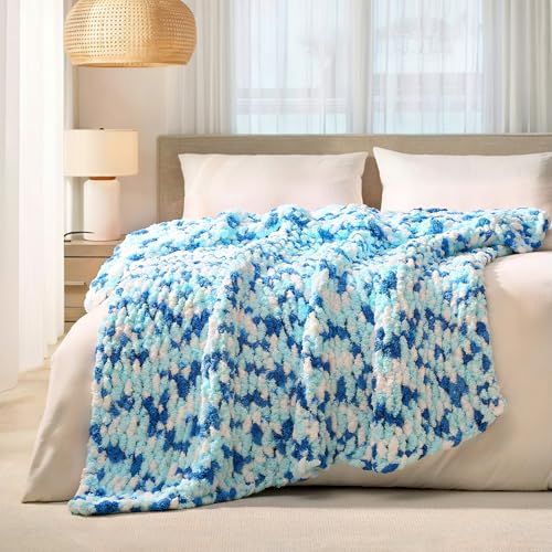 Chunky Knit Blanket (Blue and White)