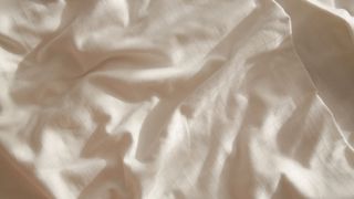 picture of white bed sheet crinkled