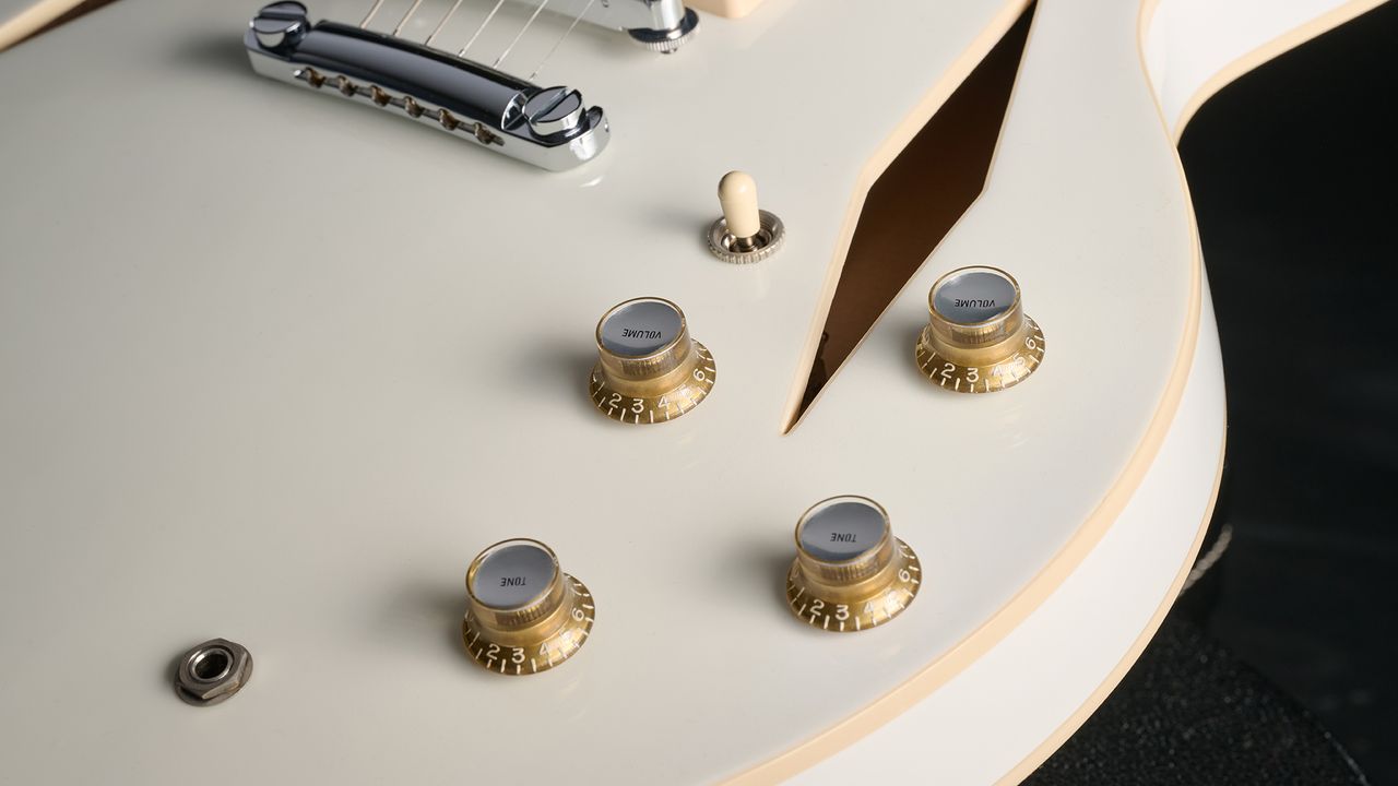 Gibson Custom Dave Grohl DG-335 Alpine White