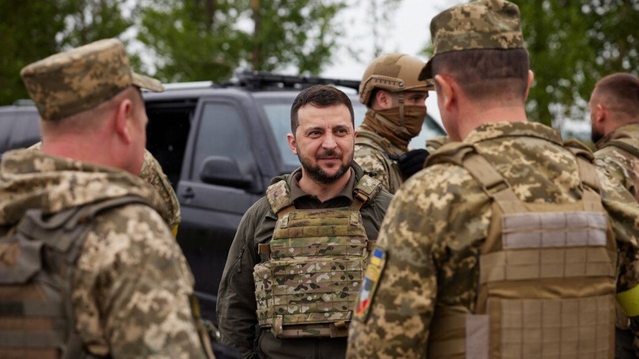 Ukraine President Volodymyr Zelenskyy at the front line