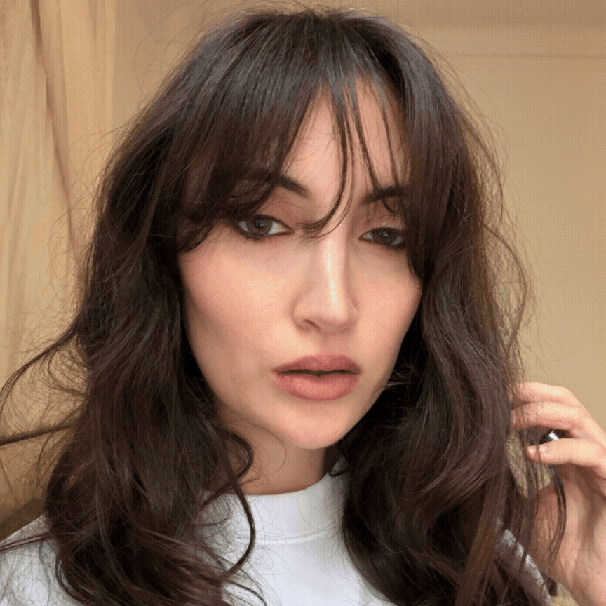 Photo collage of WWW editors testing Anfisa lip liners 