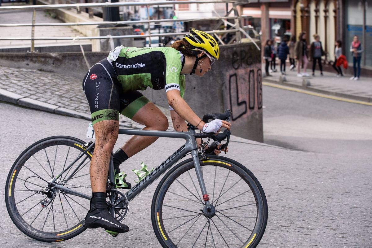 Sheyla Gutierrez (Cylance Pro Cycling) still in the race after a nasty fall - Emakumeen Bira 2016 Stage 3 - A 105 km road stage starting and finishing in Berriatua, Spain on 16th April 2016.