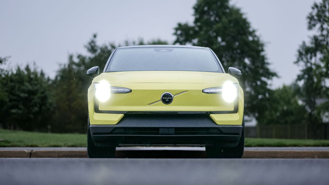 2025 Volvo EX30 test drive.