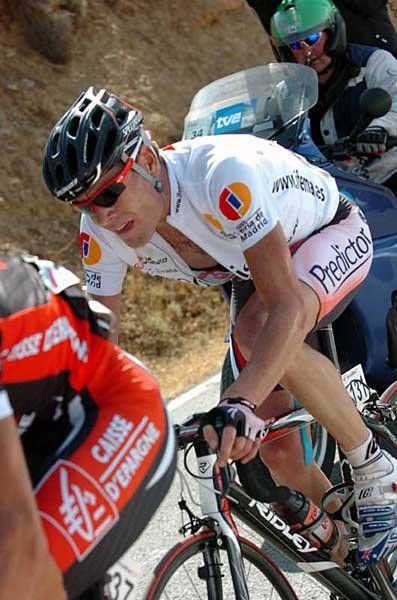 Cadel Evans (Predictor-Lotto) in the white jersey, hanging tough with the yellow jersey group.