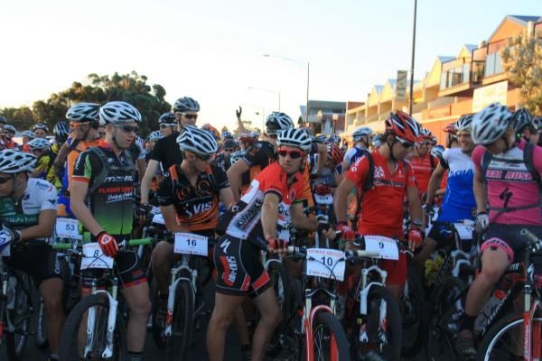 Start of the 100km event in Apollo Bay.