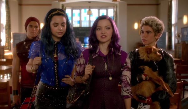 DESCENDANTS 5 A New Beginning Teaser (2023) With Dove Cameron & Mitchell  Hope 