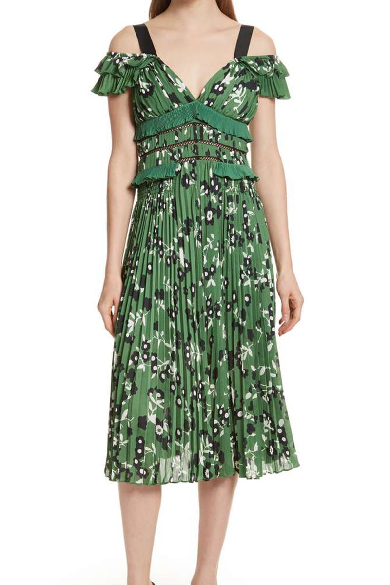 Clothing, Dress, Day dress, Green, Shoulder, Cocktail dress, Sleeve, Joint, Waist, A-line,
