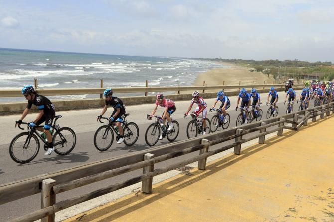 The Giro peloton spent stage 3 alongside the coast