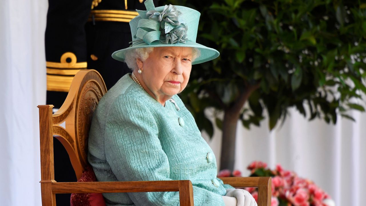 windsor, england june 13 queen elizabeth ii attends a ceremony to mark her official birthday at windsor castle on june 13, 2020 in windsor, england the queen celebrates her 94th birthday this year, in line with government advice, it was agreed that the queens birthday parade, also known as trooping the colour, would not go ahead in its traditional form photo by toby melville wpa poolgetty images