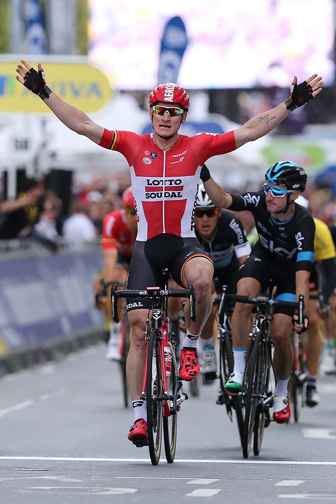 Andre Greipel crossed the line first, but Elia Viviani eventually got the stage 8 win.