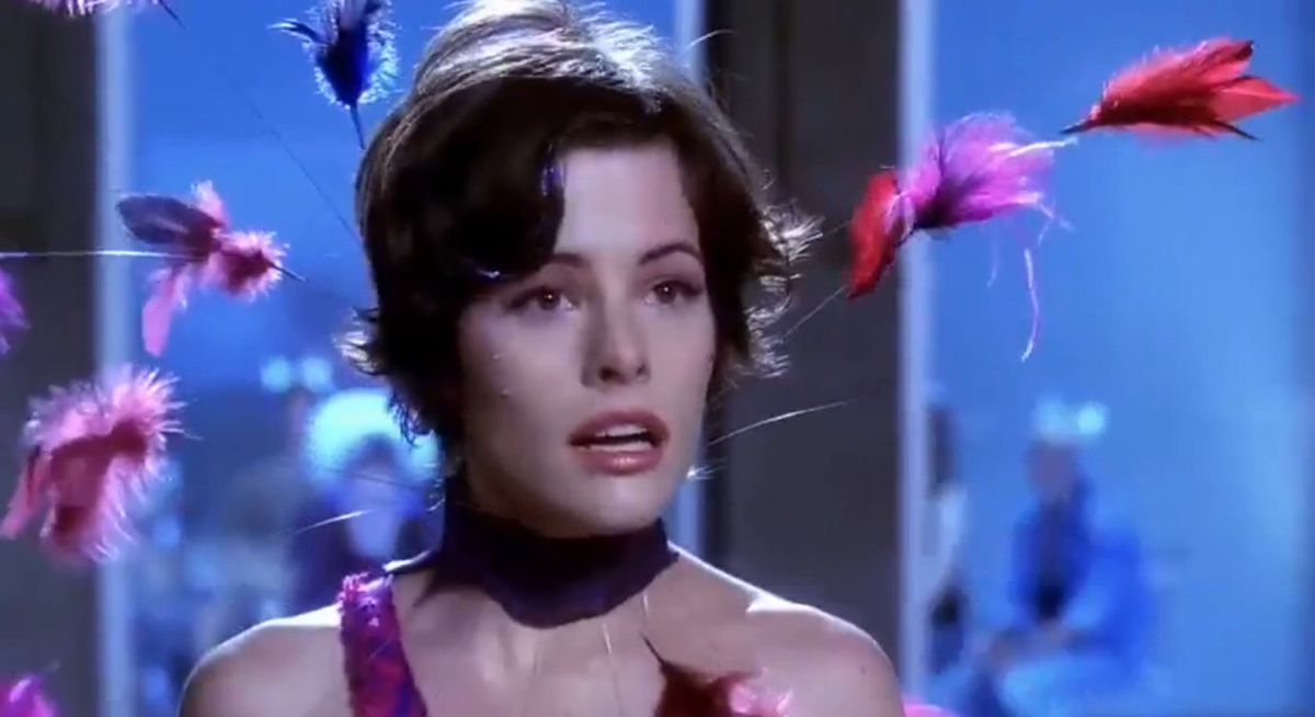 Fiona in Josie and the Pussycats
