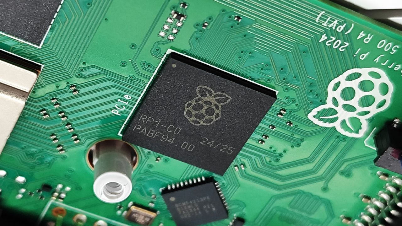 Raspberry Pi 500+