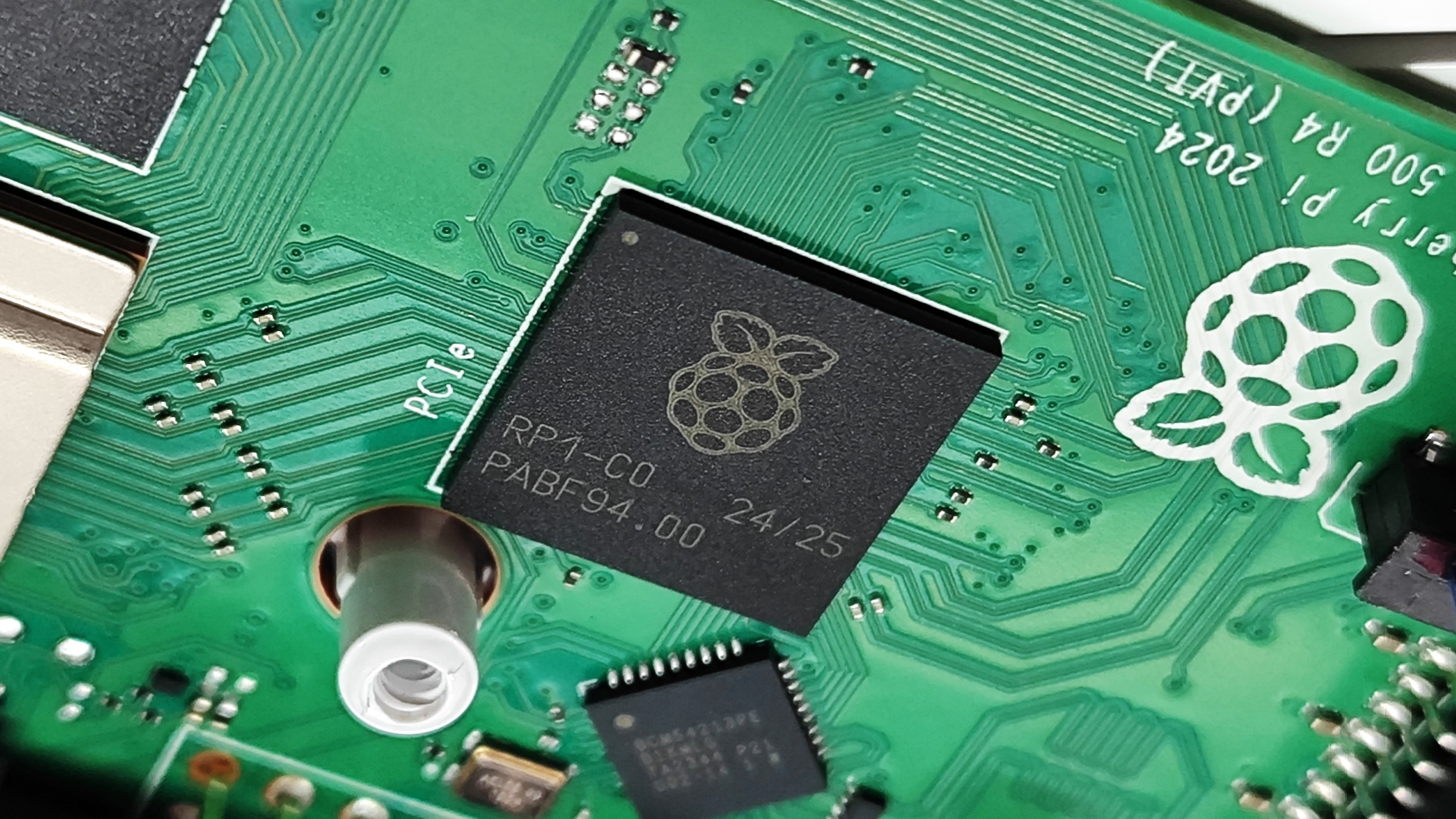 Raspberry Pi 500+