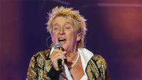 Rod Stewart onstage