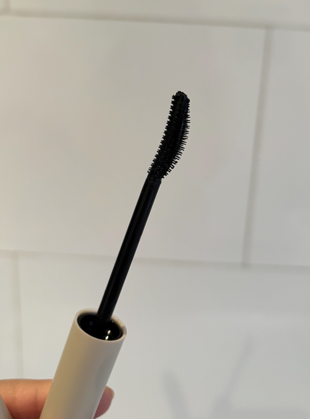 Close-up of the brush of the Jones Road Minimalist Defining Mascara