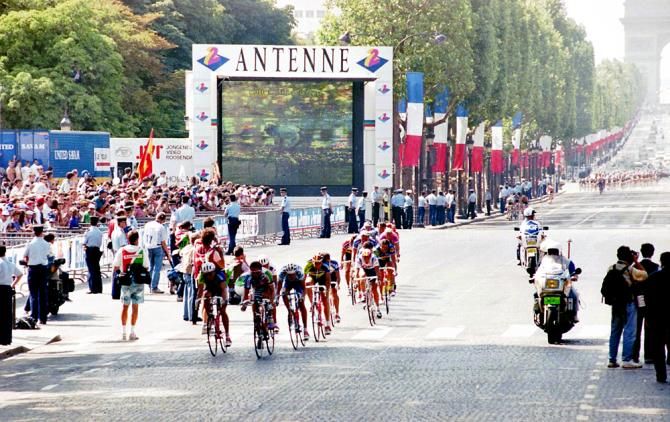 Sometimes large groups get away on the Champs-Elysees, but they are normally brought back.
