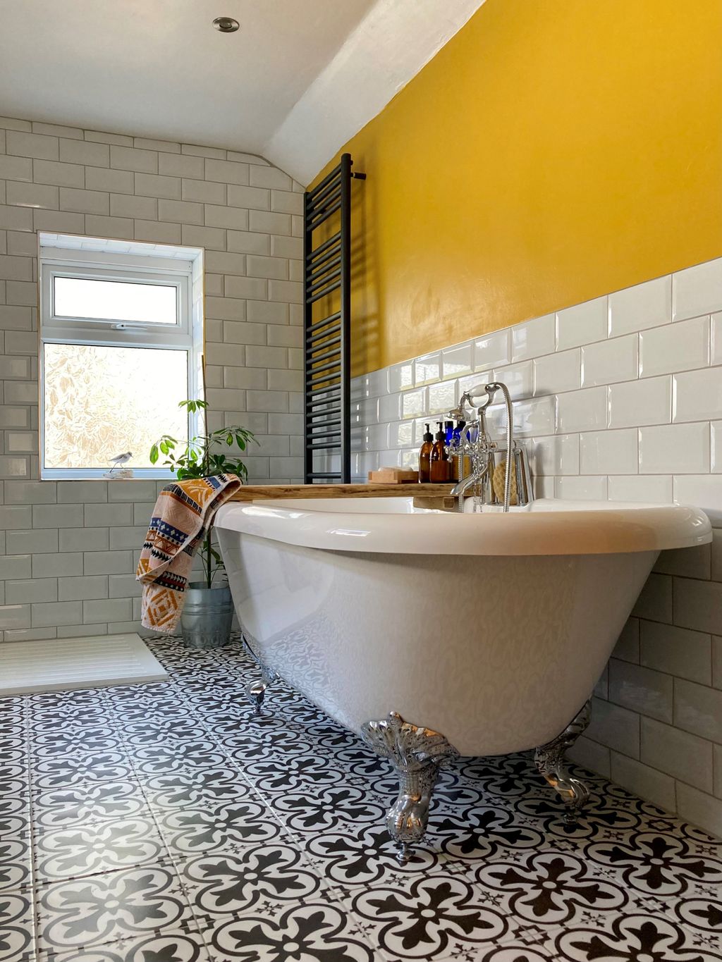 Amazing Bathroom Tile Ideas for Small Bathrooms | Homebuilding