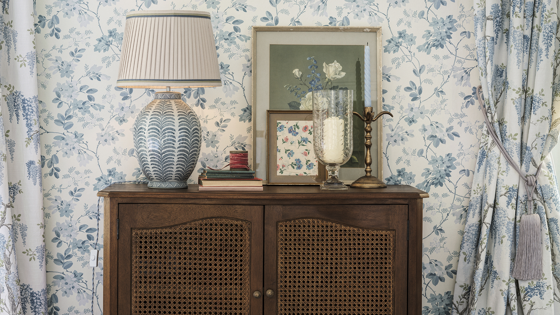 Rattan cabinet