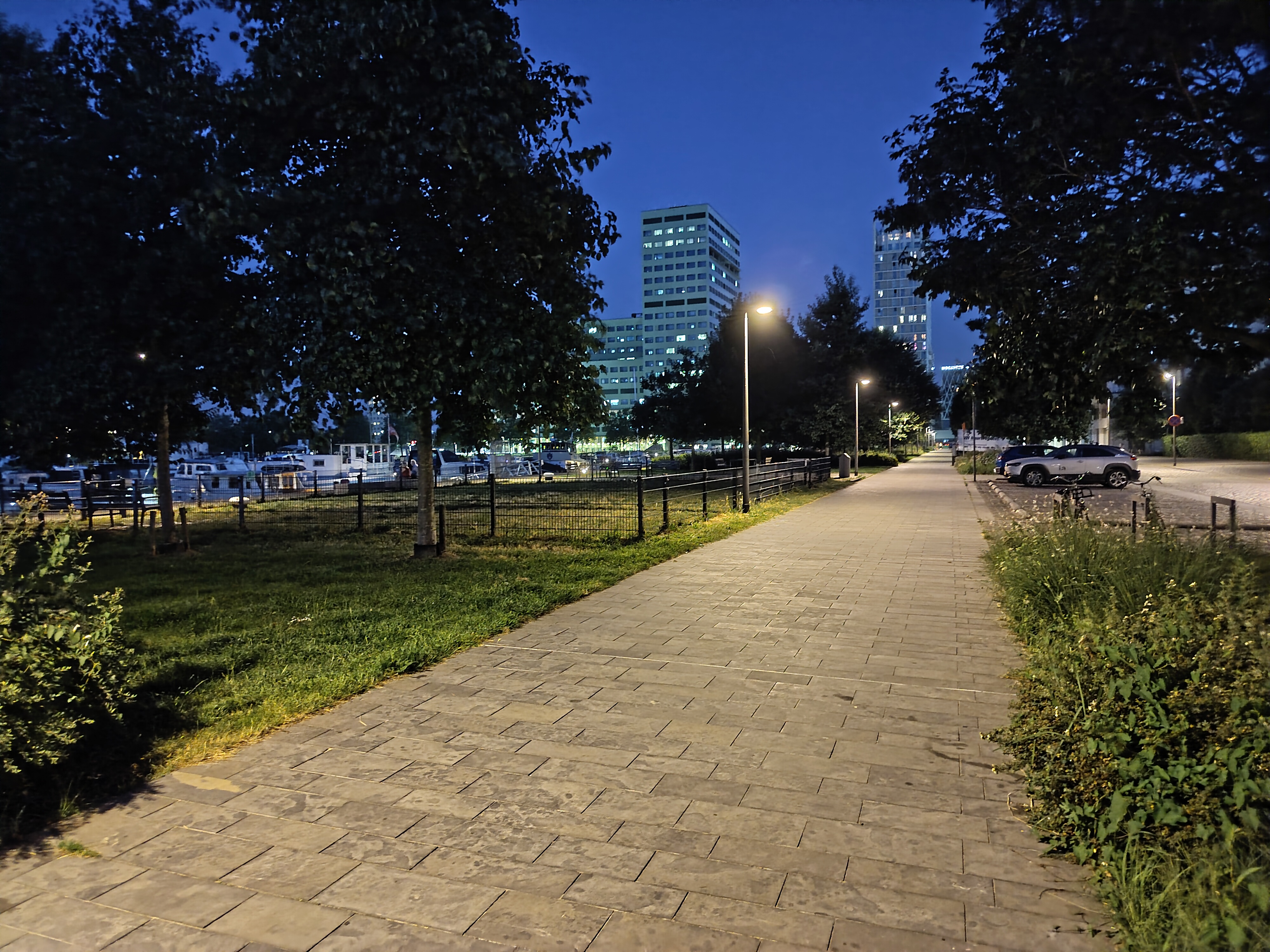 HMD Skyline camera sample