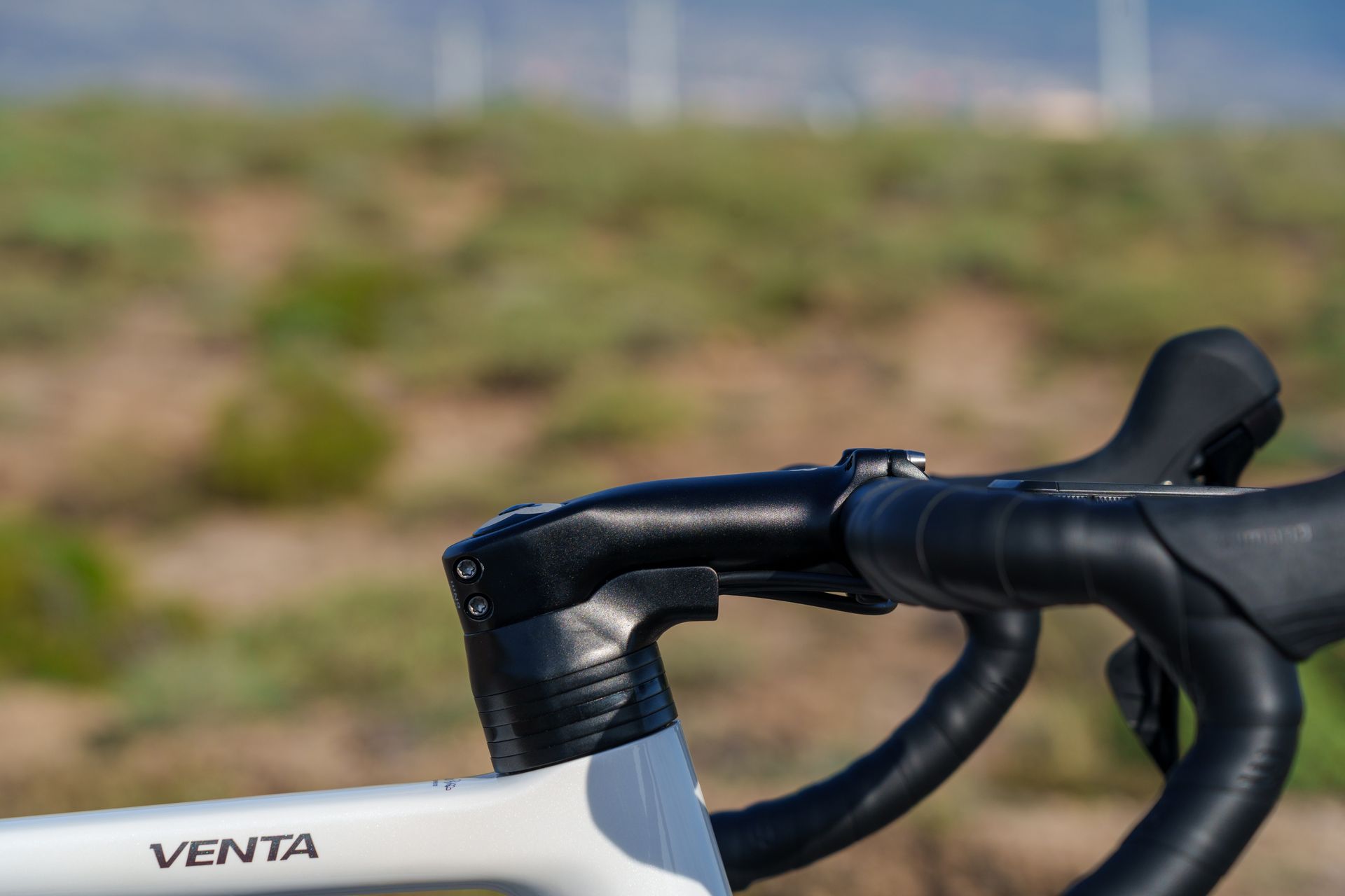 Detail of the headset and stem on the Basso Venta R road bike