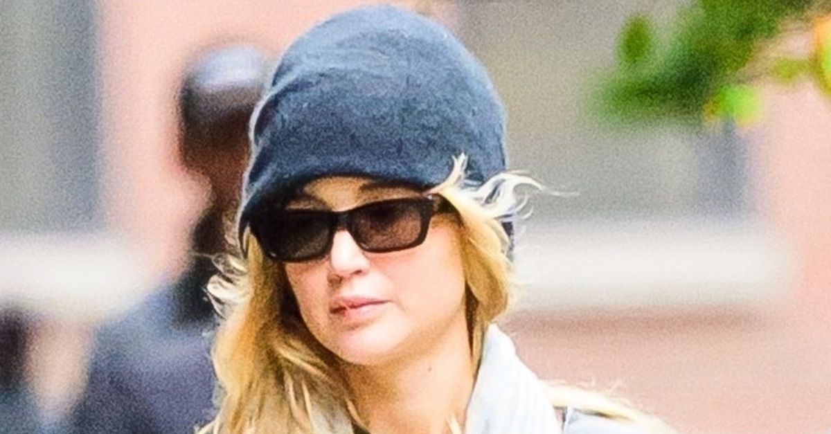 If You're as Against Wearing Sneakers With Jeans as I Am, Trust Me—This Outfit Will Change Your Mind