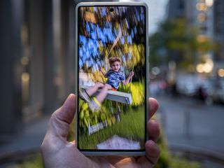 Google Pixel 6 Pro Child Photo 04 Action Pan