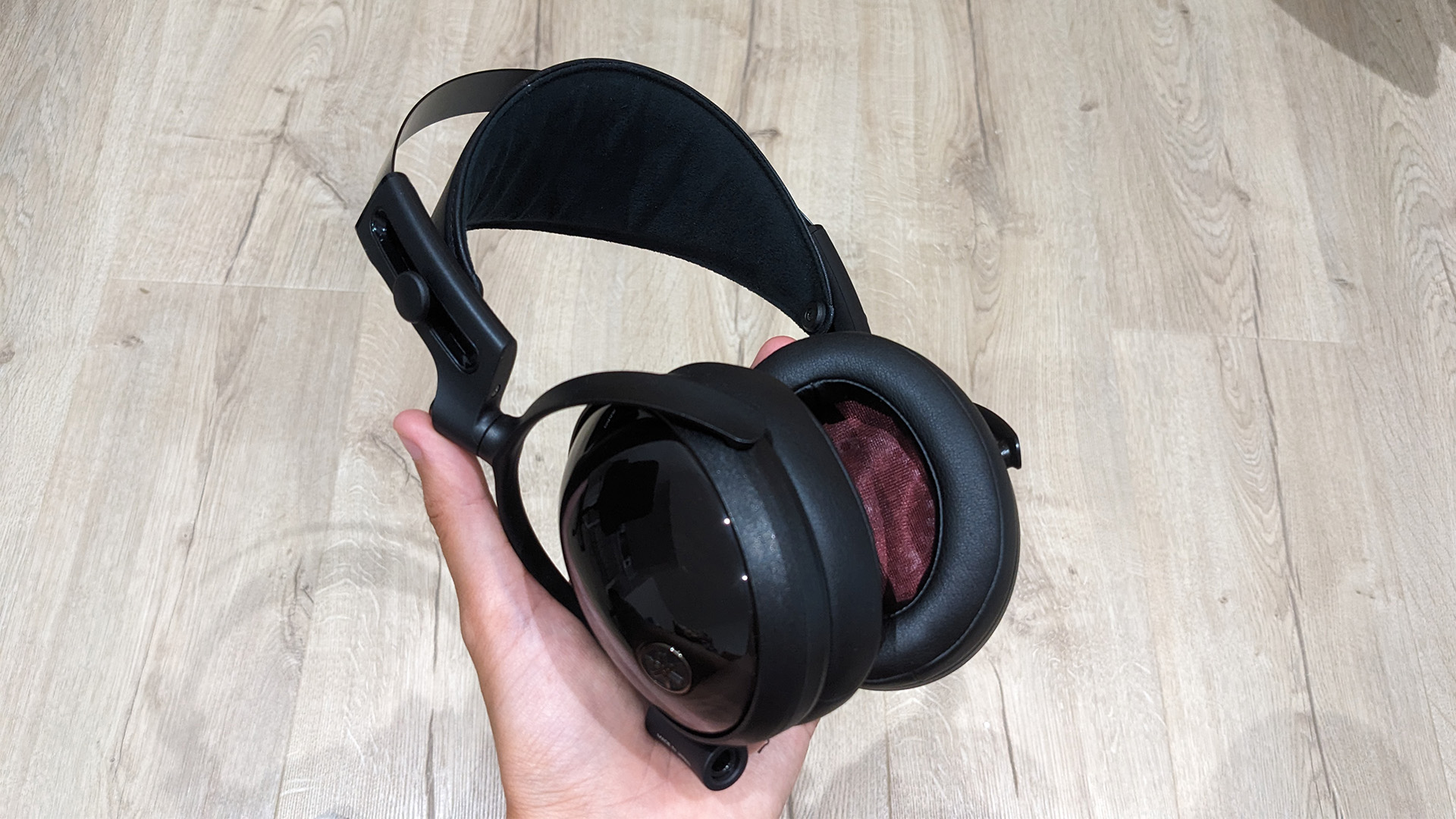 Yamaha YH-C3000 over-ear headphones