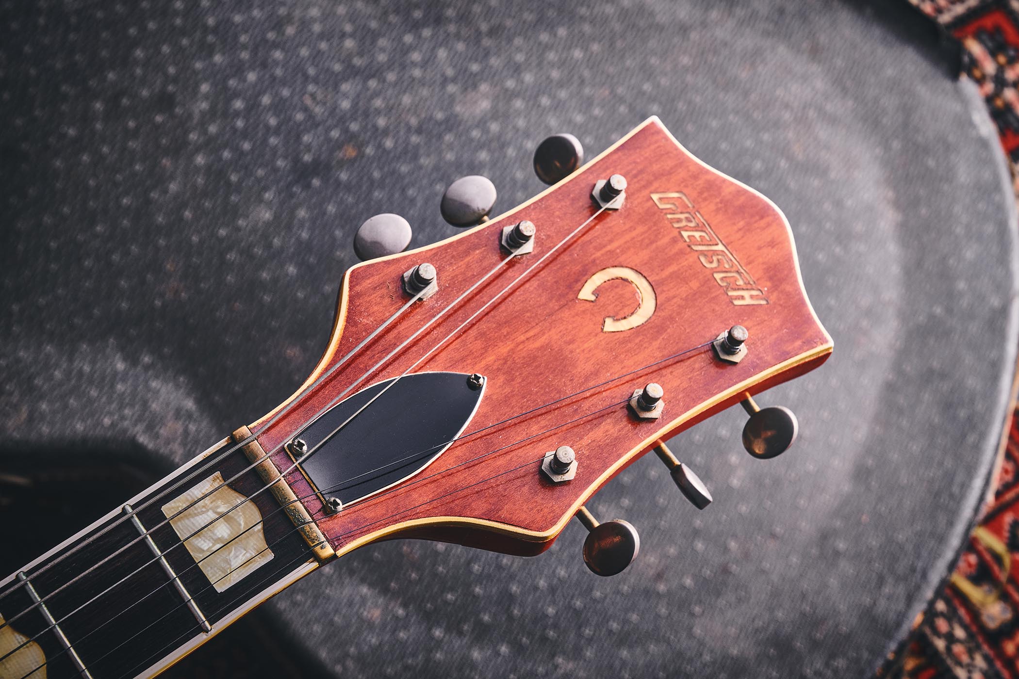 Jimmy Page&#039;s 1947 Gretsch 6120: a vintage unicorn photographed in detail, with the original NME featuring the Led Zeppelin guitarist&#039;s interview.