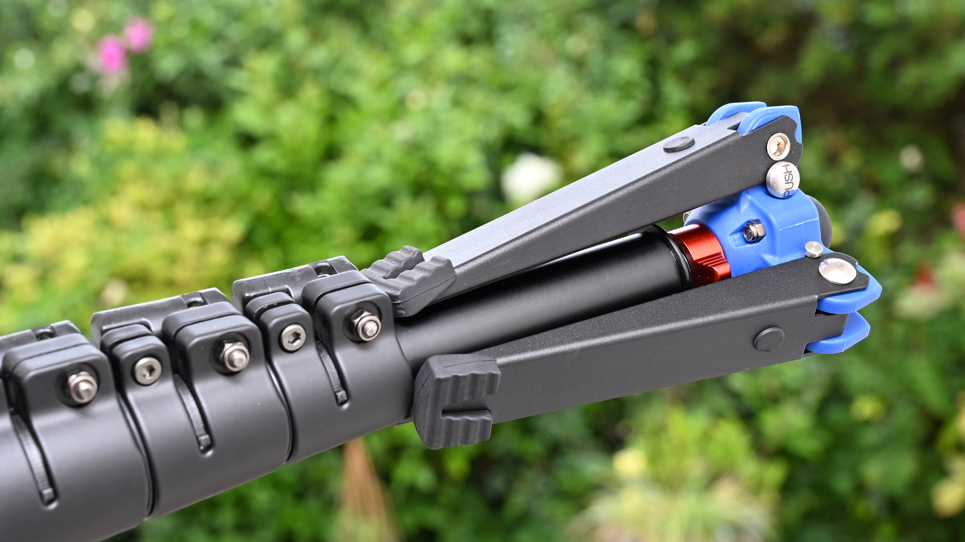 Benro A48FD Series 4 Aluminum Monopod with 3-Leg Locking Base