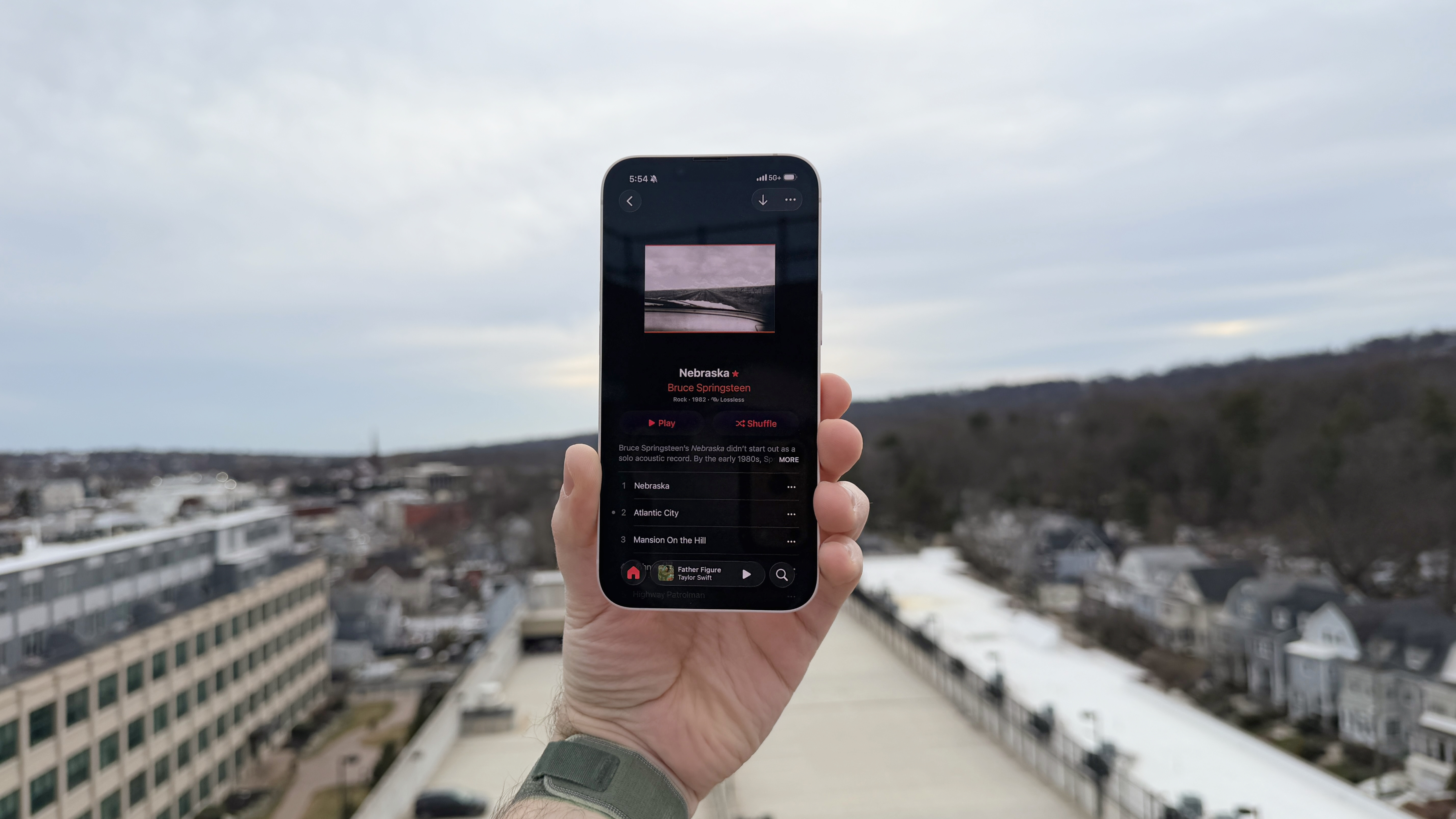 Apple iPhone 17e Review