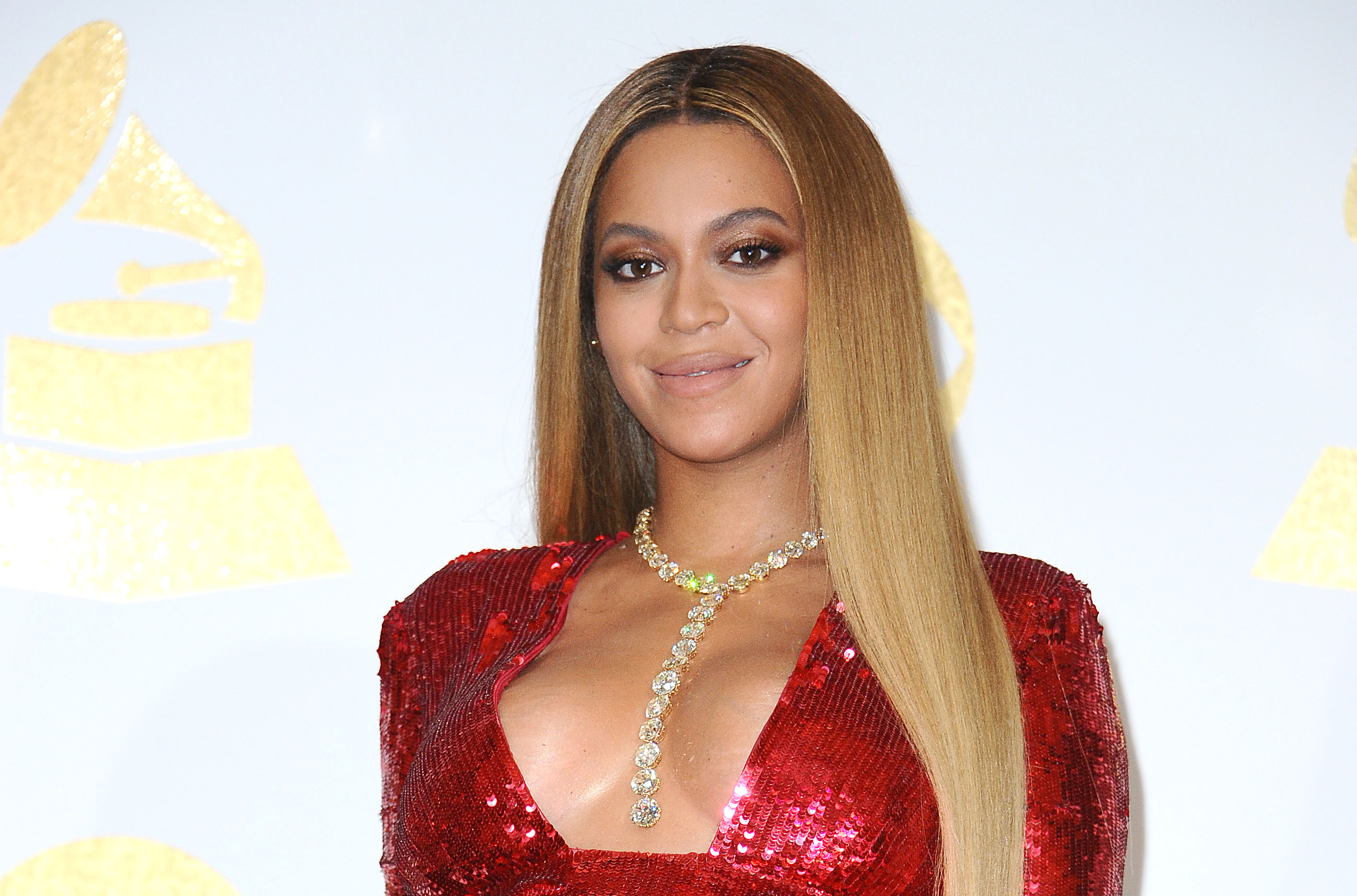 LOS ANGELES, CA - FEBRUARY 12: Beyonce poses in the press room at the 59th GRAMMY Awards at Staples Center on February 12, 2017 in Los Angeles, California. (Photo by Jason LaVeris/FilmMagic)